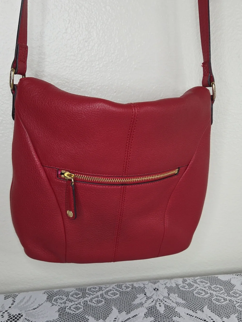 Vera Bradley Alexa Red Pebbled Leather Crossbody Shoulder Bag Adjustable Strap